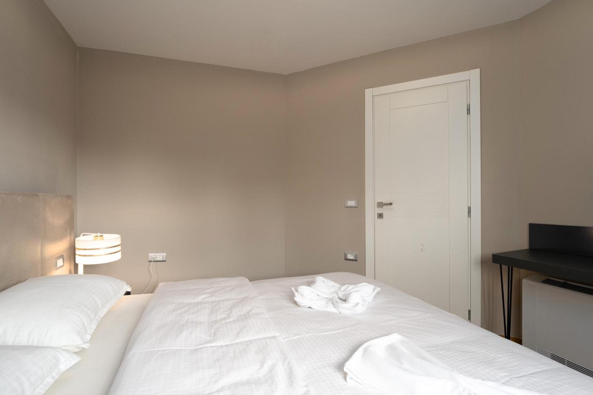 Larum Apartmens Врсар Екстер'єр фото