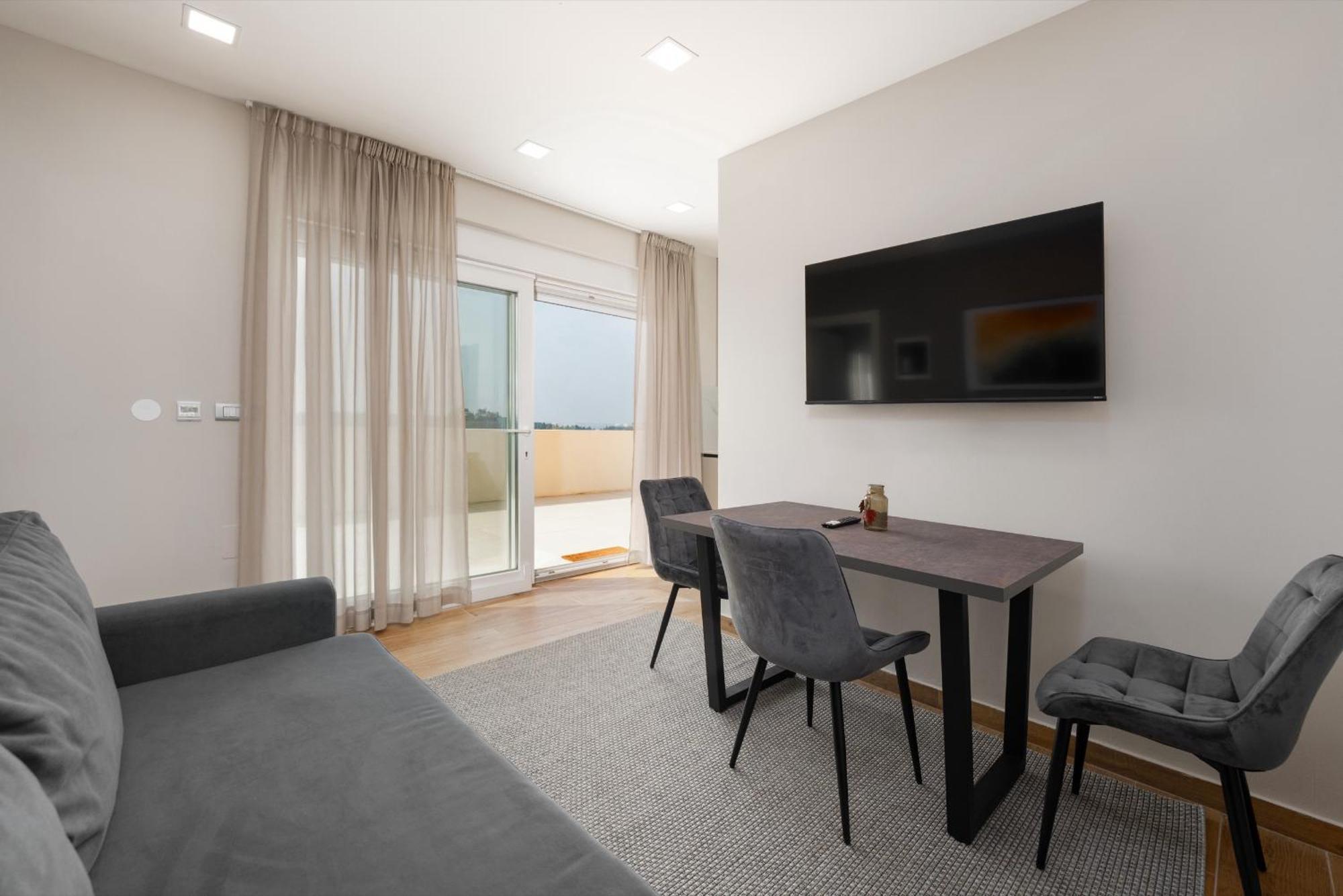 Larum Apartmens Врсар Екстер'єр фото
