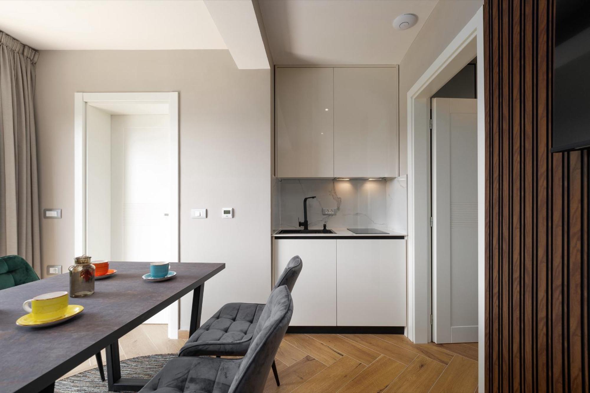 Larum Apartmens Врсар Екстер'єр фото